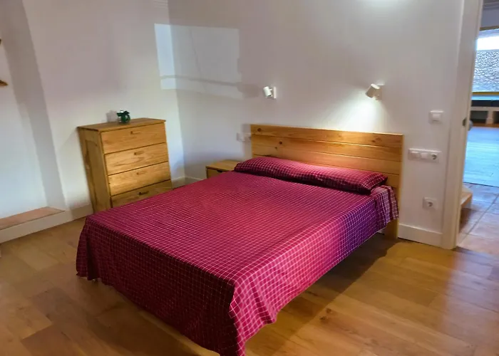 Casa Groga 펜션 Saldet