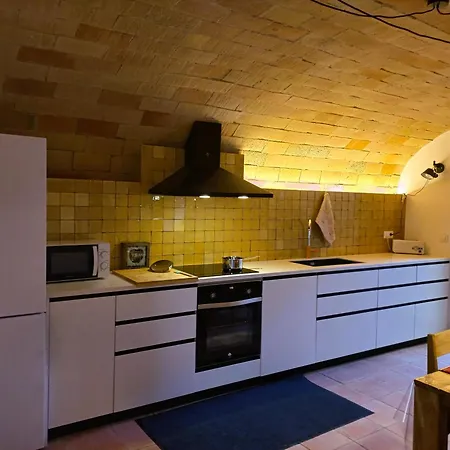 Casa Groga *